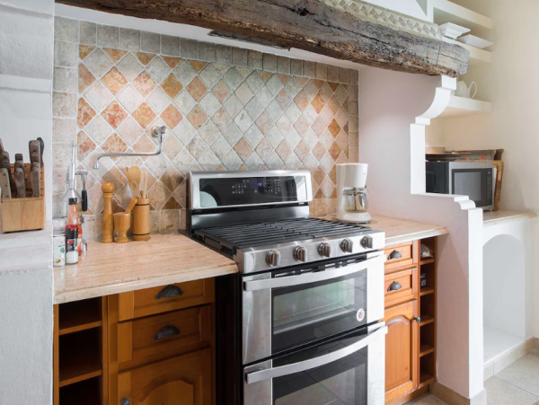 Bay Beachfront Luxury Six Bedroom Home in Saint Martin